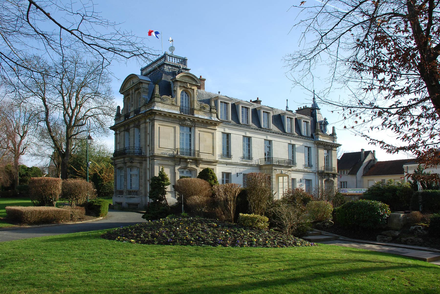 Mairie de Plaisir